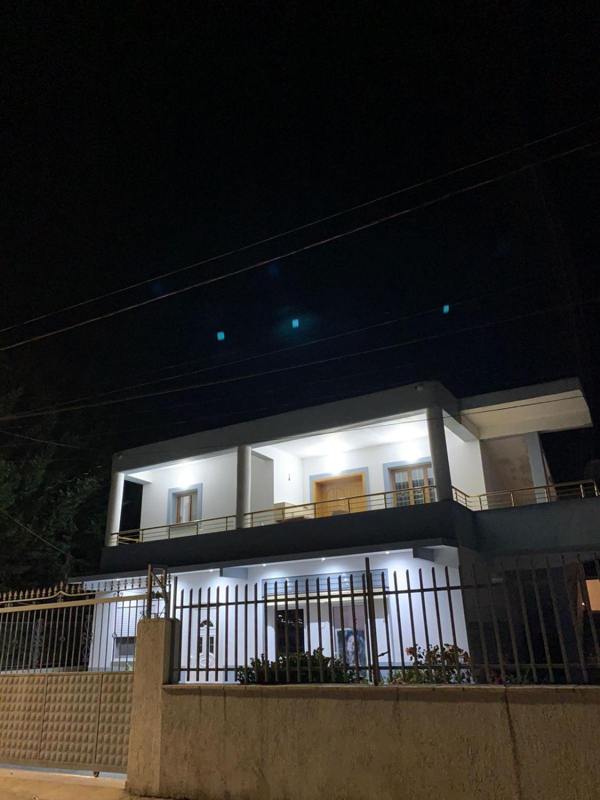 Villa Likaj Berat Luaran gambar