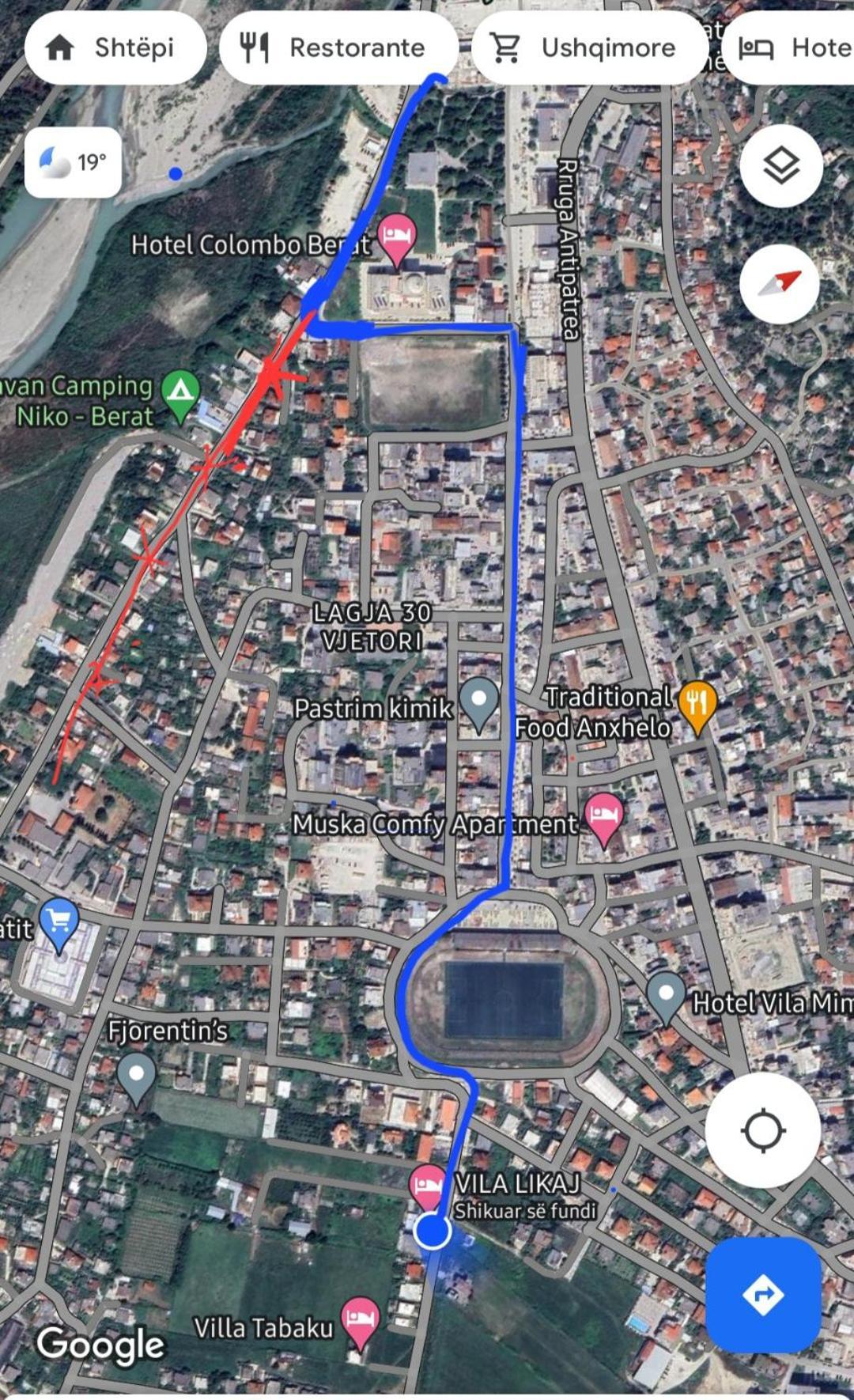 Villa Likaj Berat Luaran gambar